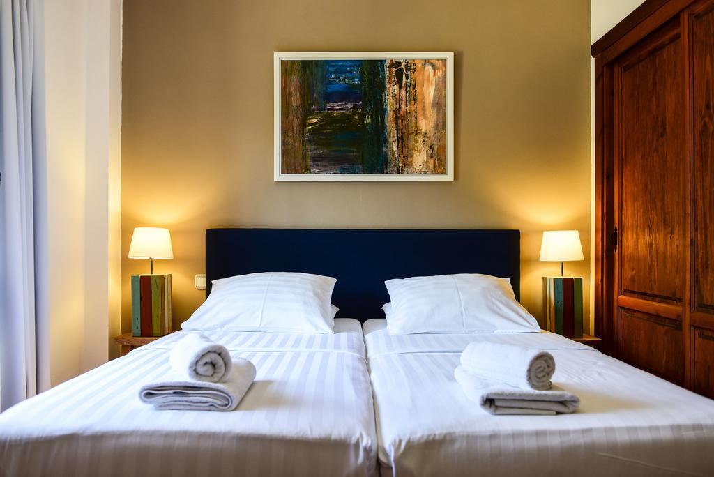 La Perla De Frigiliana Bed & Breakfast Deluxe Экстерьер фото